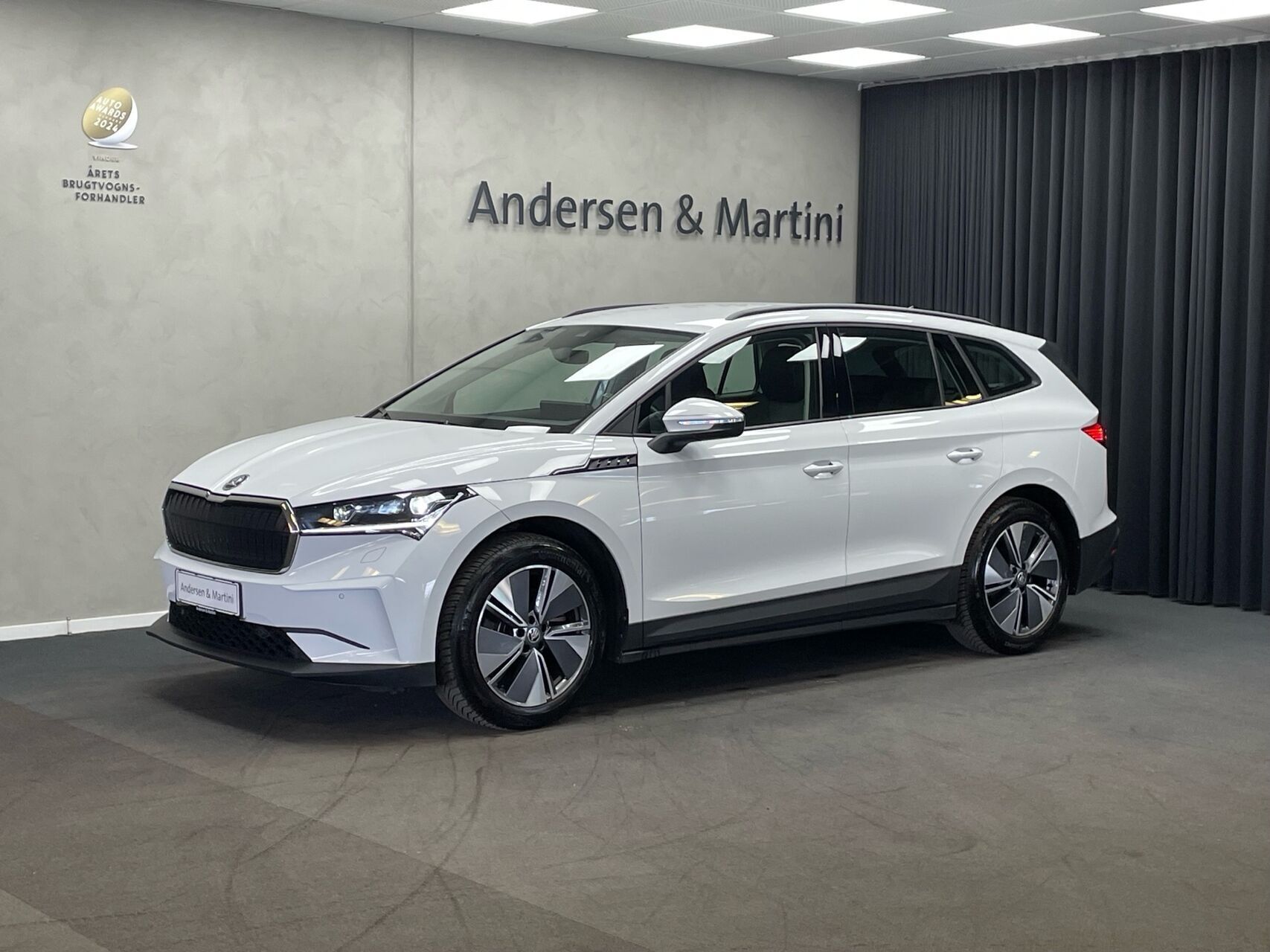 Hvid Skoda Enyaq fra 2021