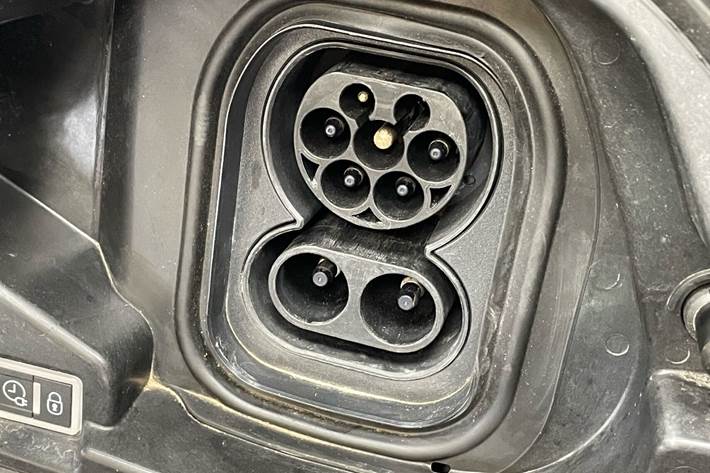 Sort Opel Corsa-e fra 2023