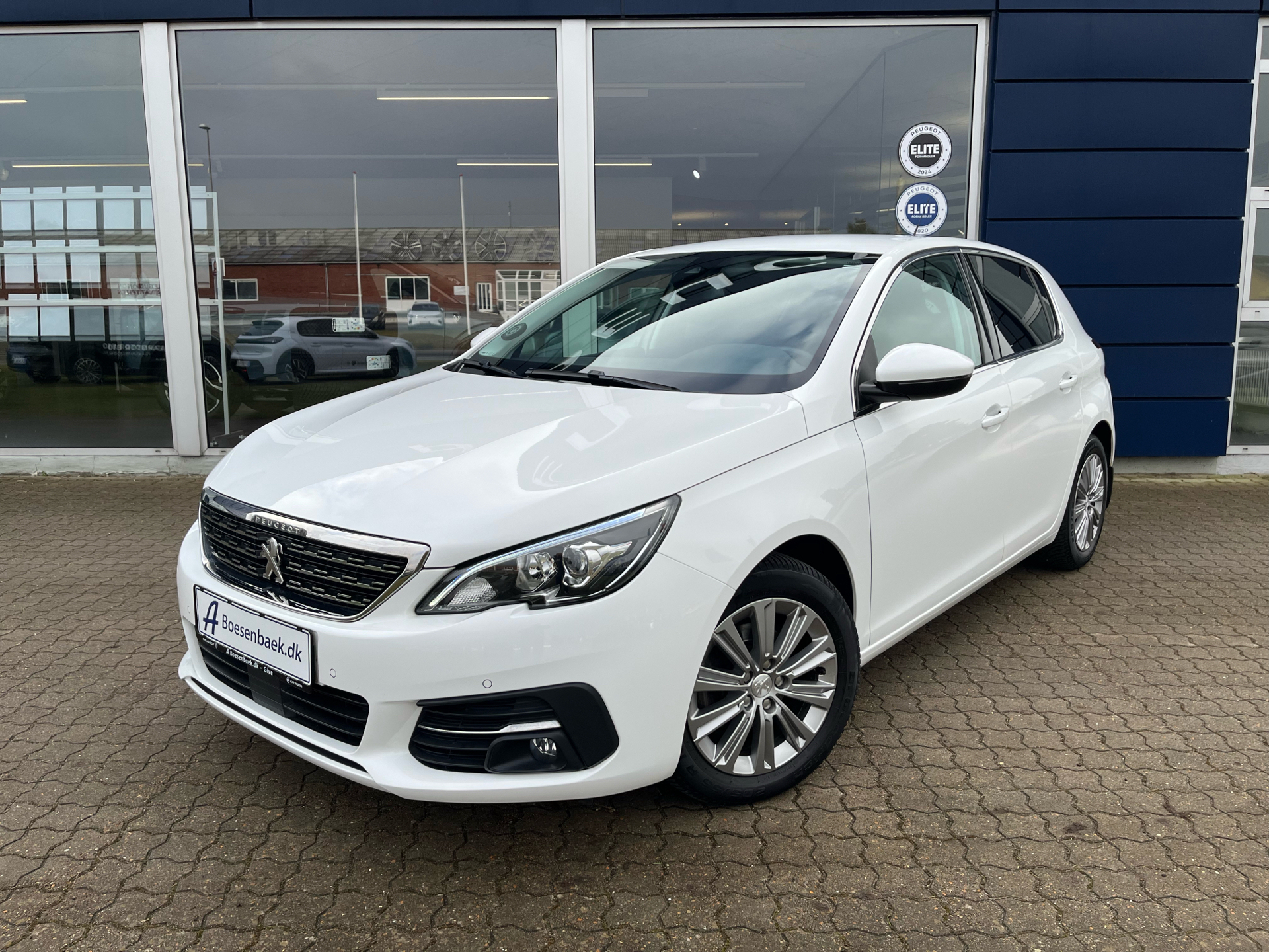 Peugeot 308 1,5 BlueHDi Edition 210+ 130HK 5d 6g