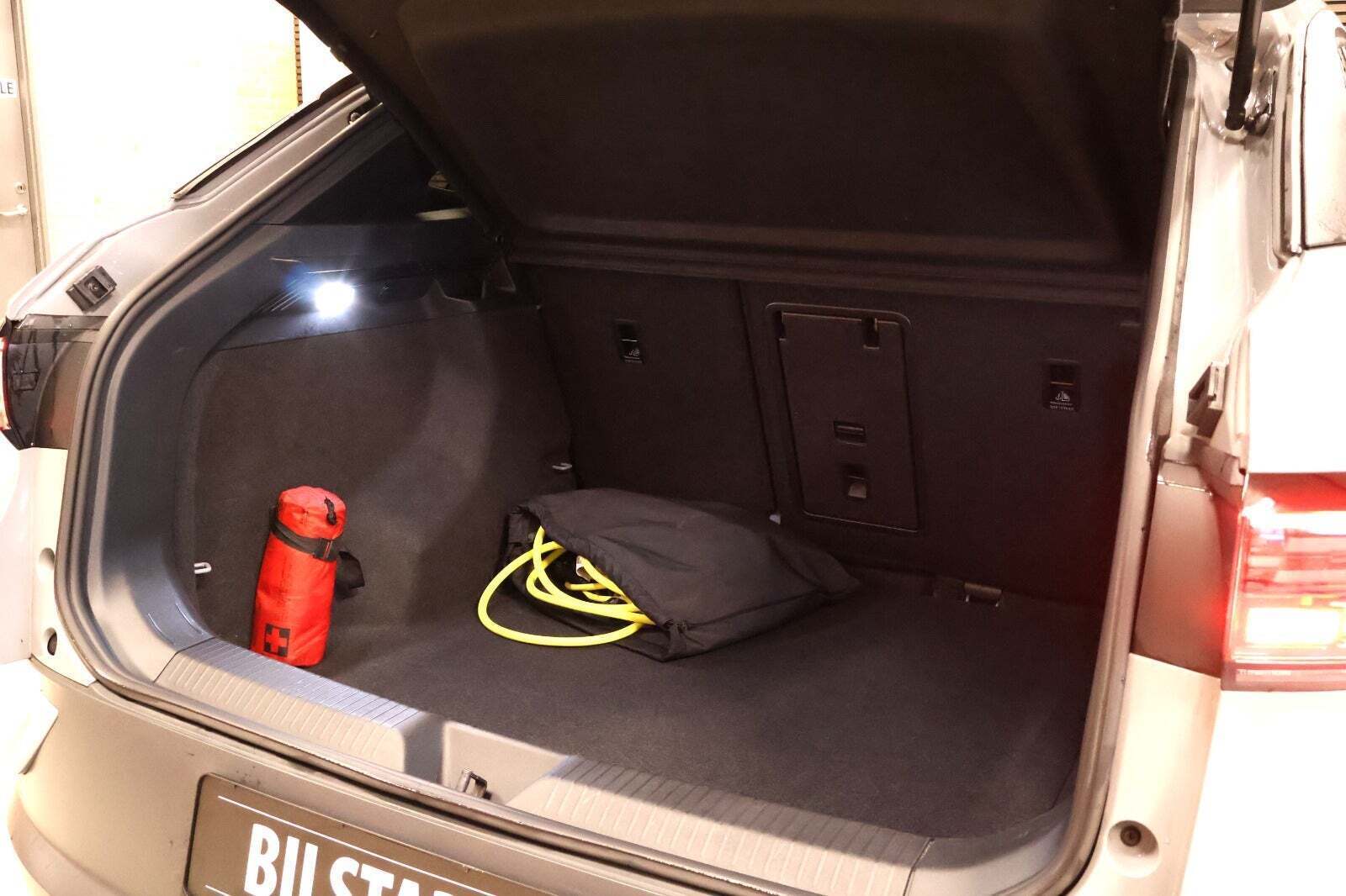 Grå VW ID.4 fra 2023