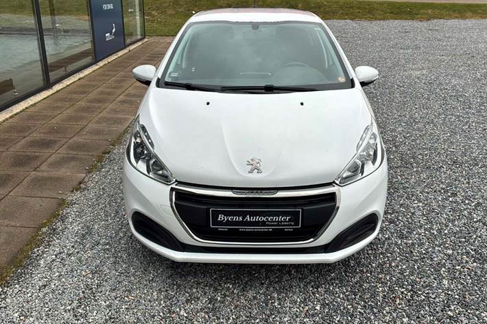 Hvid Peugeot 208 fra 2019