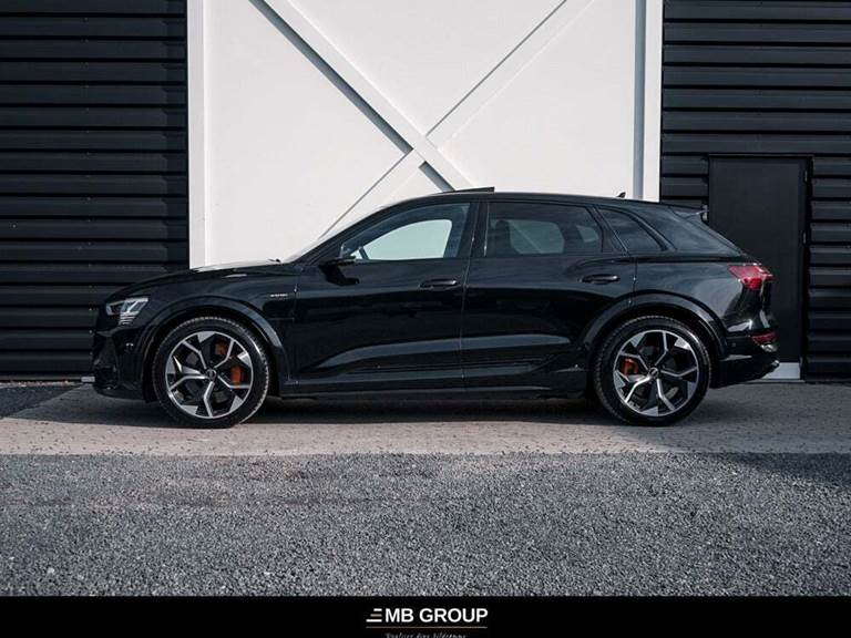 Audi e-tron S quattro