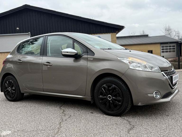 Peugeot 208 1,2 VTi Allure