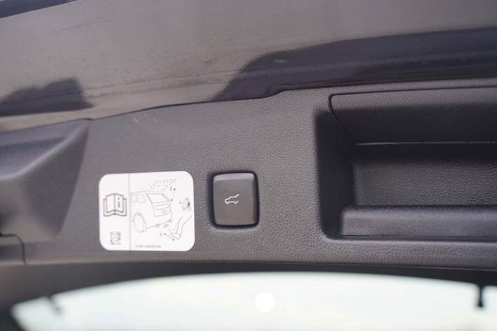 Sort Ford Kuga fra 2021