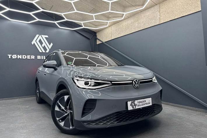 Grå VW ID.4 fra 2025 set udefra