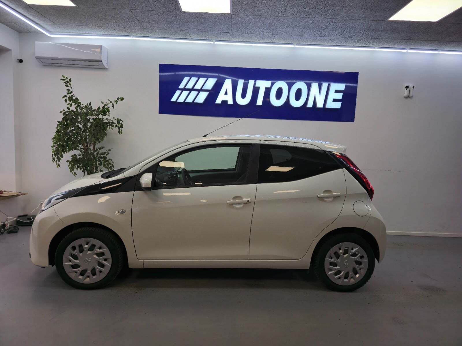 Toyota Aygo 1,0 VVT-i x-cite