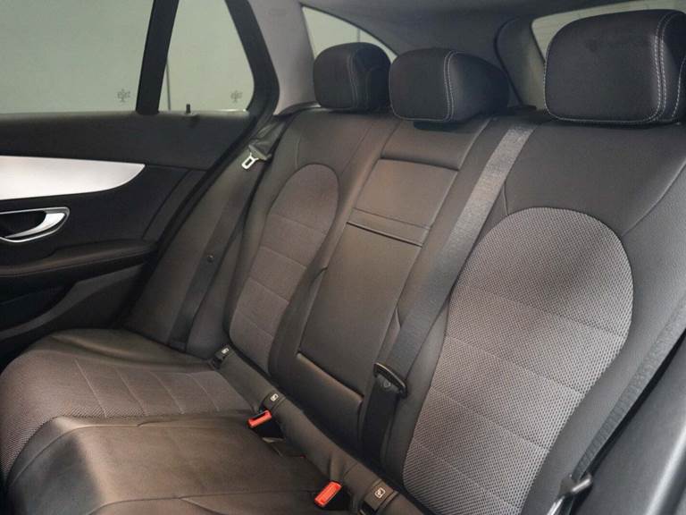 Mercedes C220 d 2,0 AMG Line stc. aut.