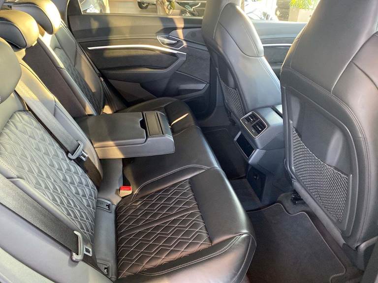 Audi e-tron 55 S-line quattro