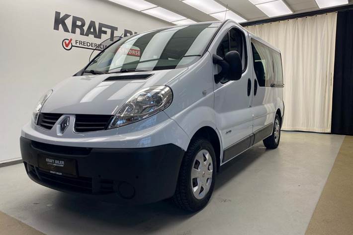 Hvid Renault Trafic T27 fra 2012
