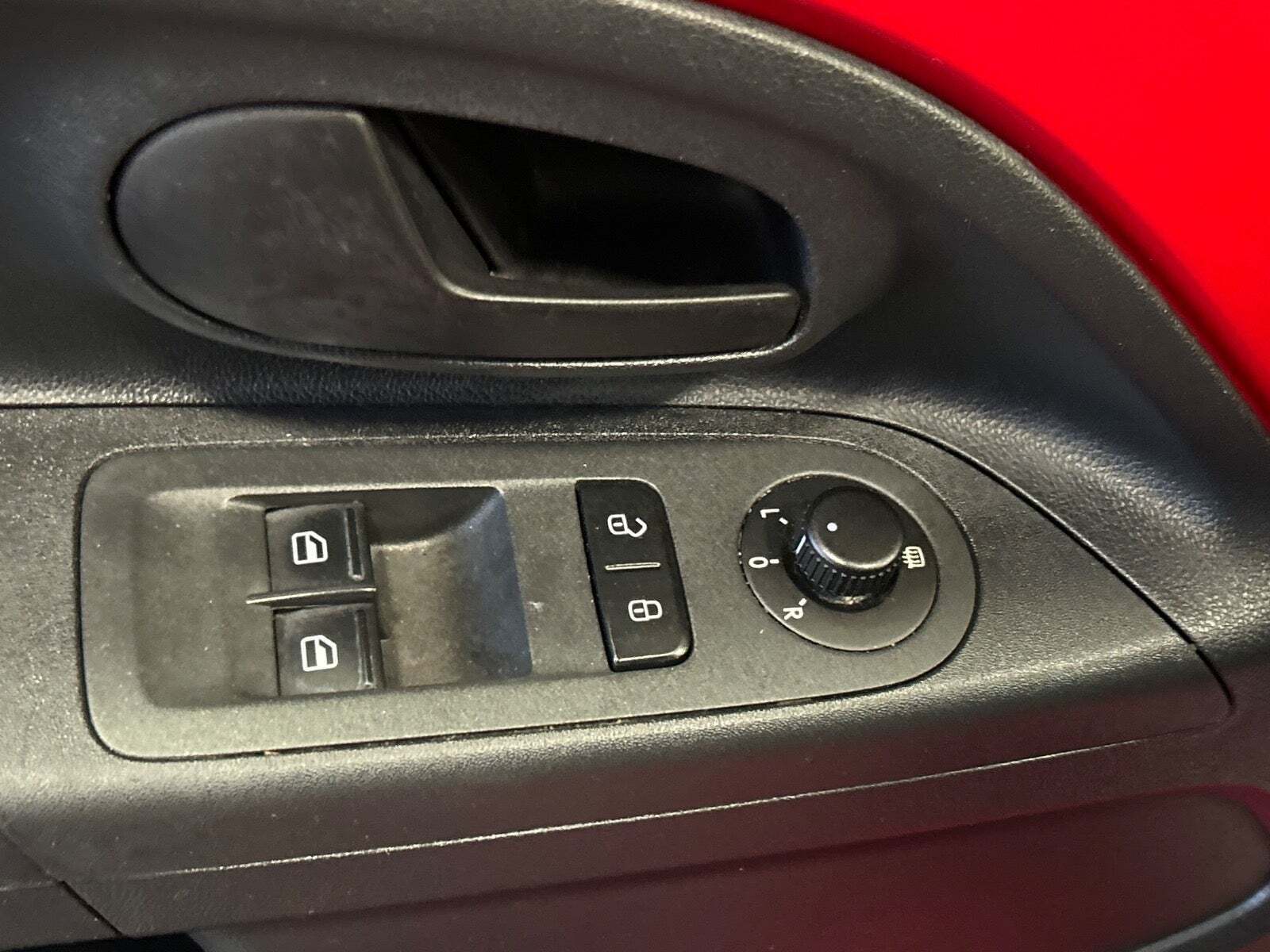 Rød Skoda Citigo fra 2016