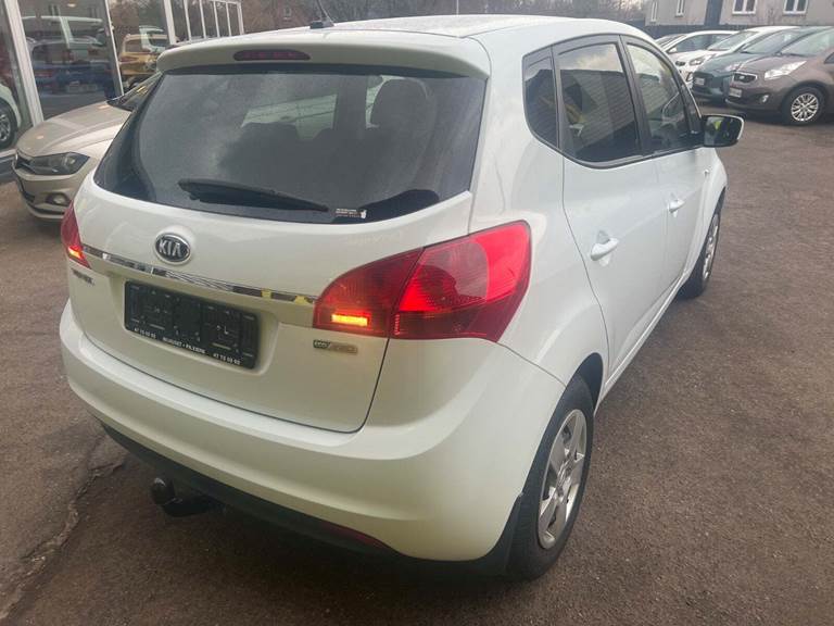 Kia Venga 1,6 CVVT Attraction