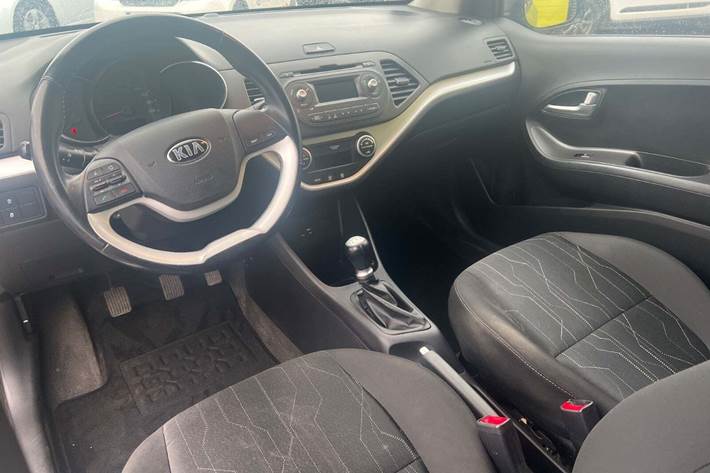 Grå Kia Picanto fra 2016