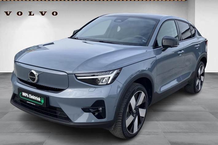 Grå Volvo C40 fra 2022 set udefra