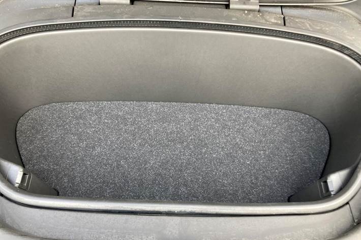 Sort Volvo XC40 fra 2022