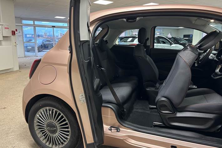 undefined Fiat 500e fra 2022