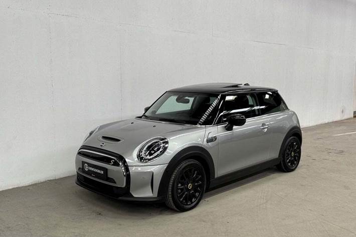 Sølv Mini Cooper SE fra 2023