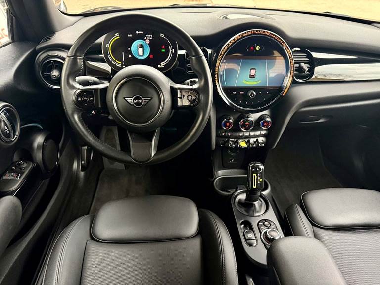 Mini Cooper SE Classic Trim