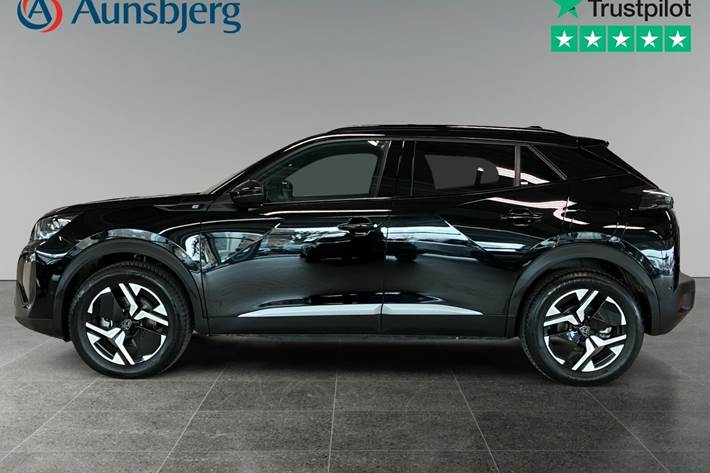 Sort Peugeot e-2008 fra 2025