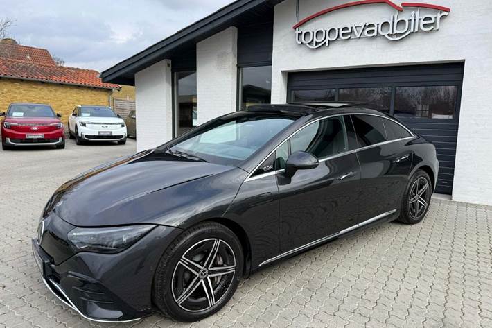 Grå Mercedes EQE350+ fra 2022