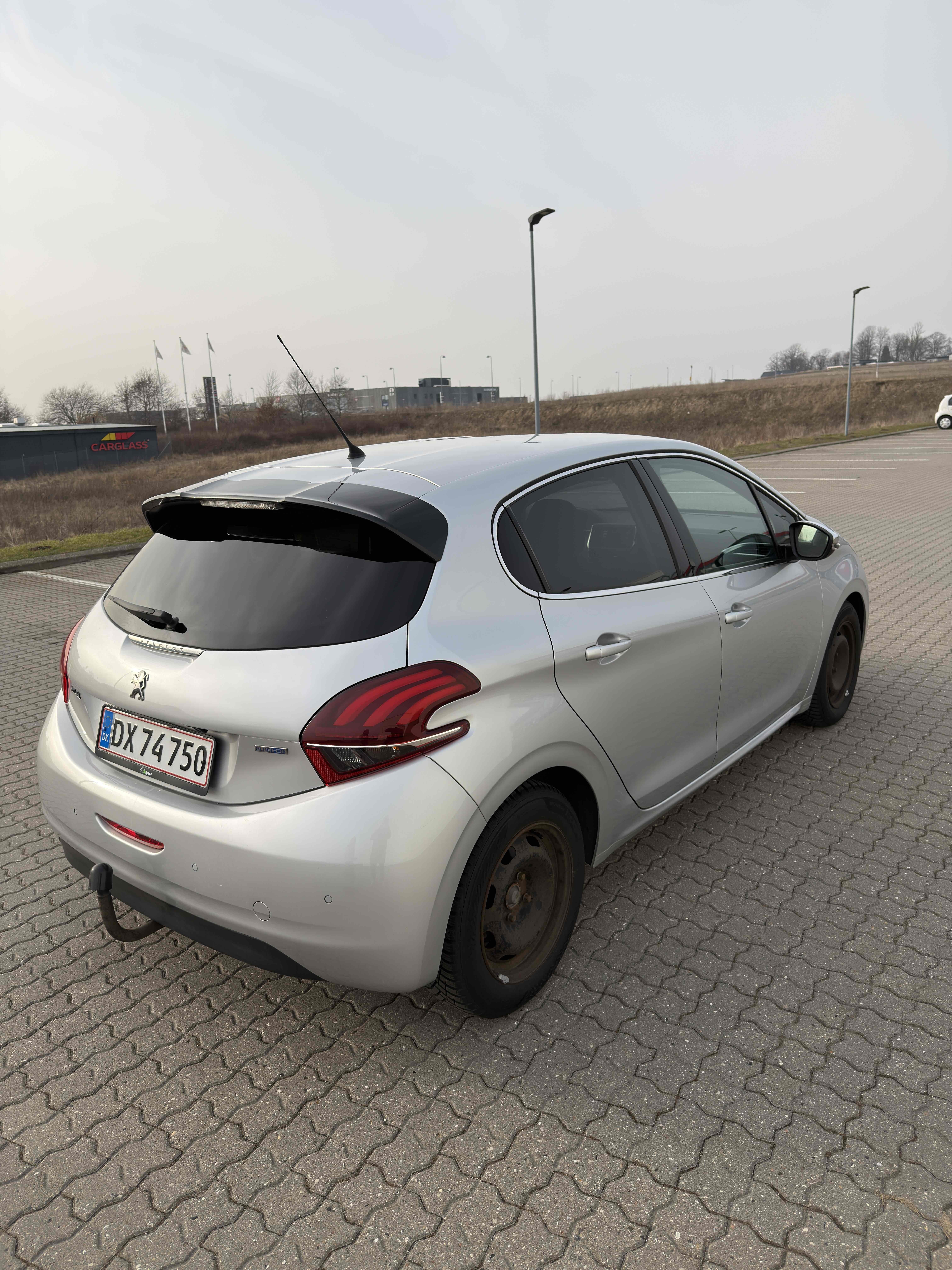 Peugeot 208 1,6 1.6 BlueHDI 100 hk 5D