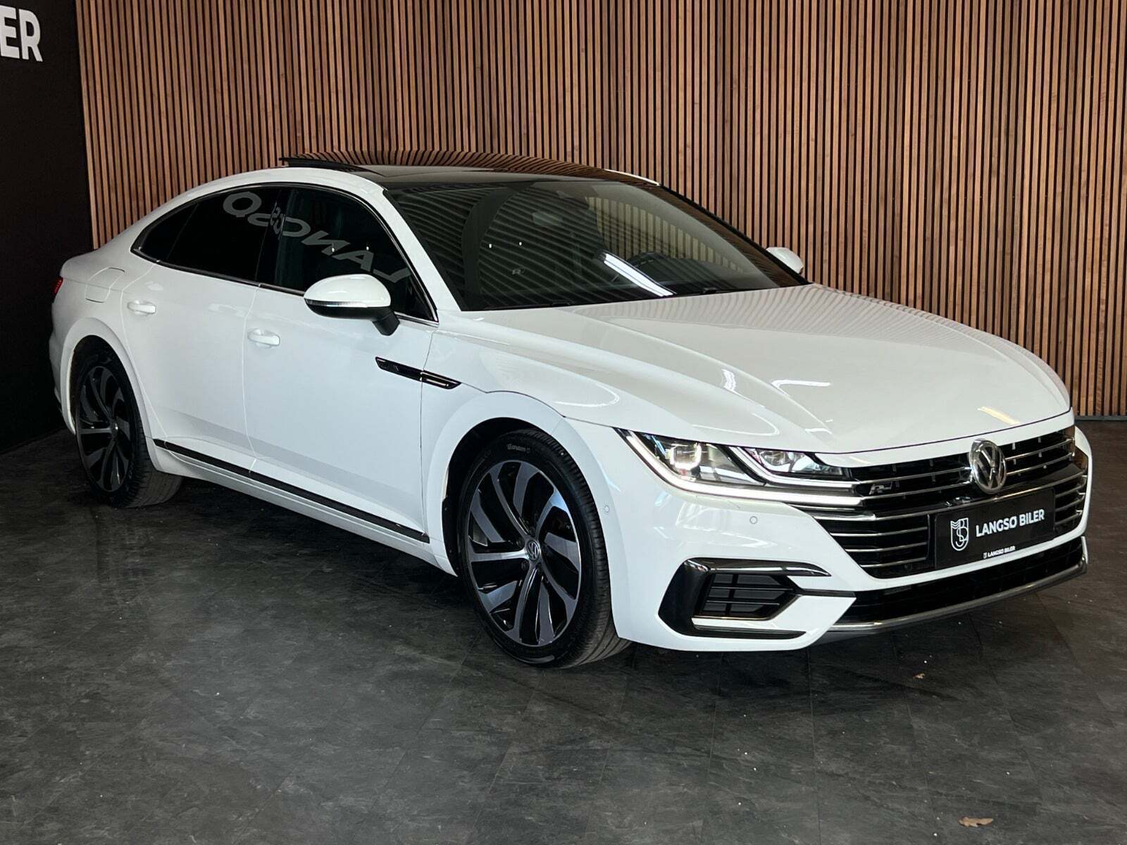 VW Arteon 2,0 TSi 190 R-line DSG