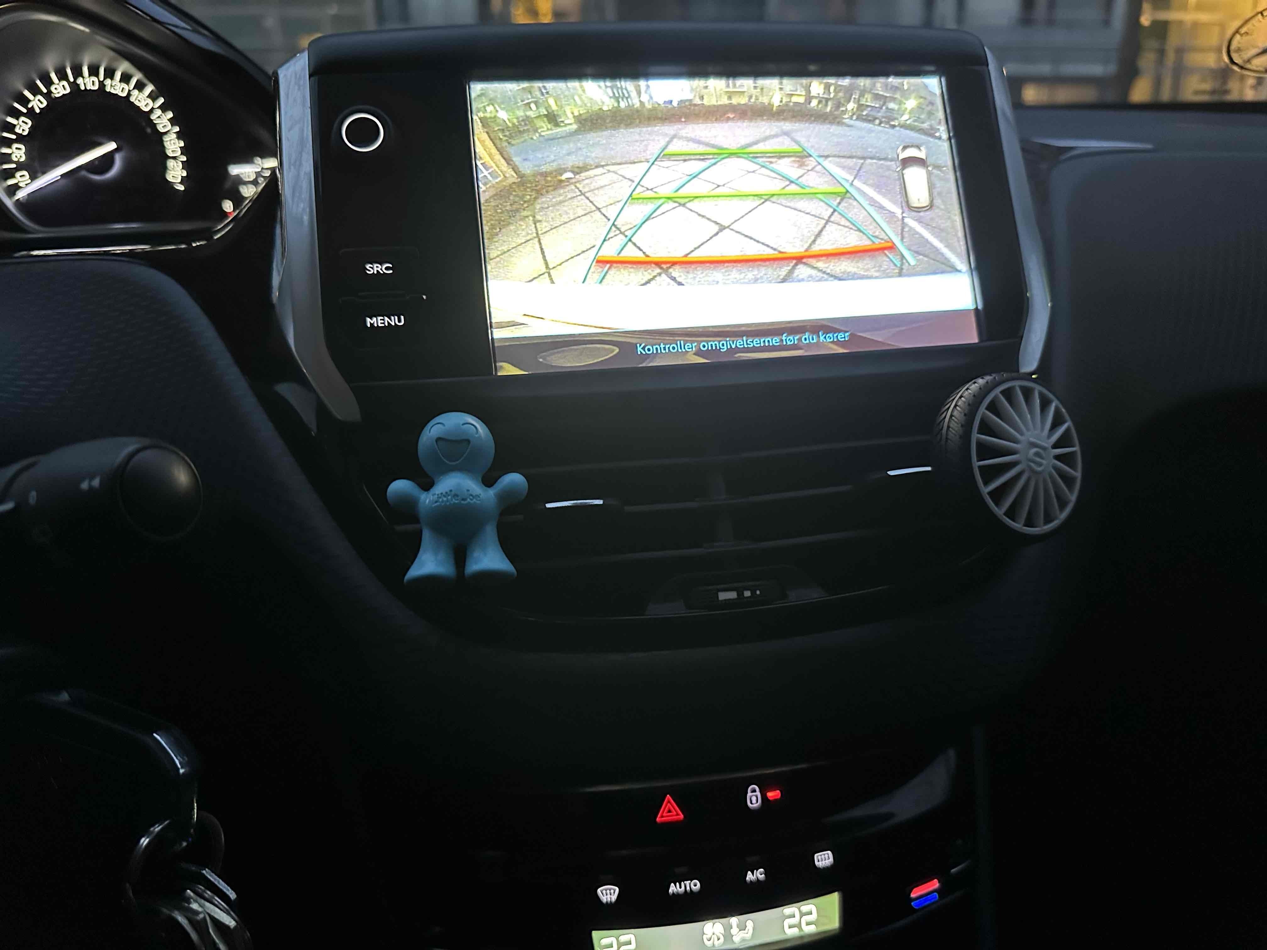 Hvid Peugeot 208 fra 2017