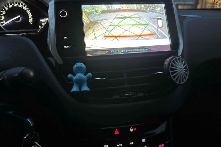 Hvid Peugeot 208 fra 2017