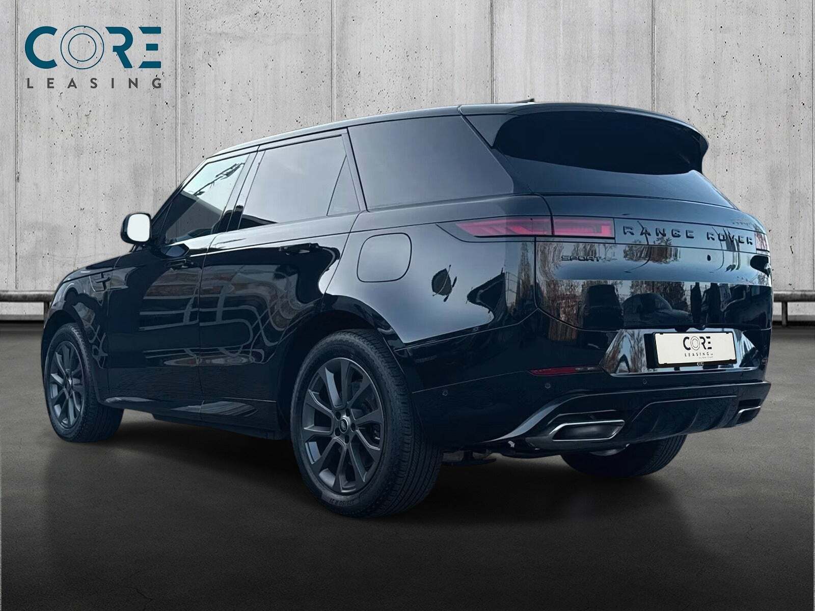 Sort Land Rover Range Rover sport fra 2024