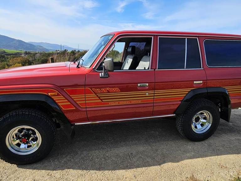 Toyota Land Cruiser HJ 61