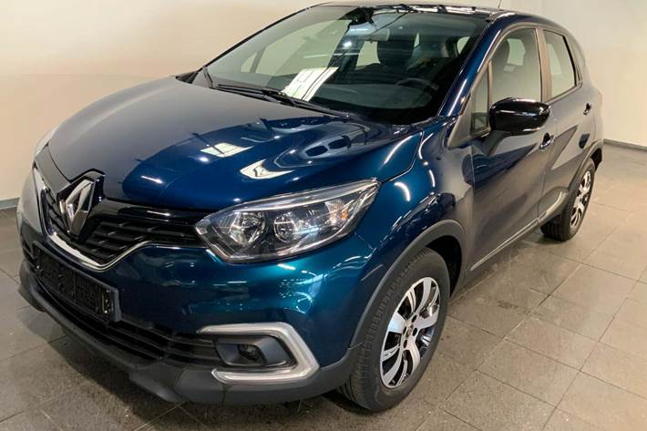 Blå Renault Captur fra 2019