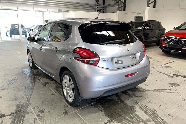 undefined Peugeot 208 fra 2019