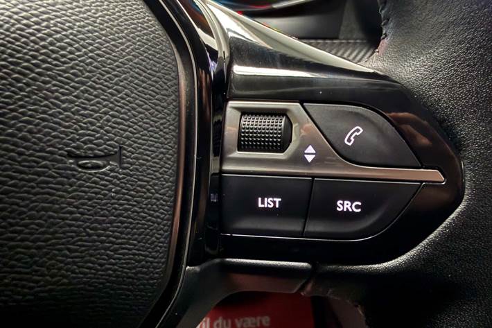 Sort Peugeot e-2008 fra 2021