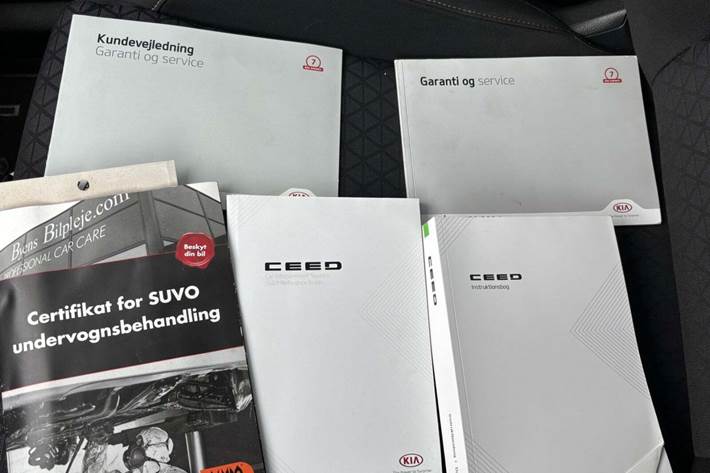 Sort Kia Ceed fra 2020