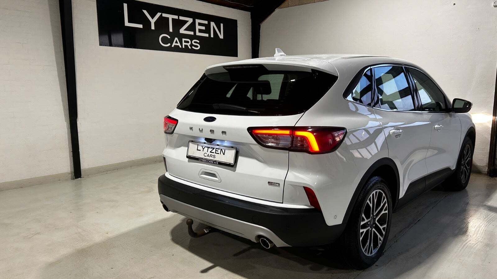 Ford Kuga 2,5 PHEV Titanium CVT