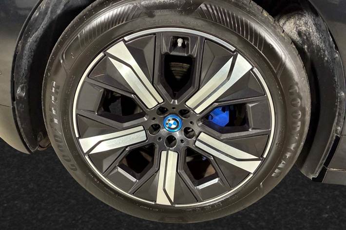 Sort BMW iX fra 2023