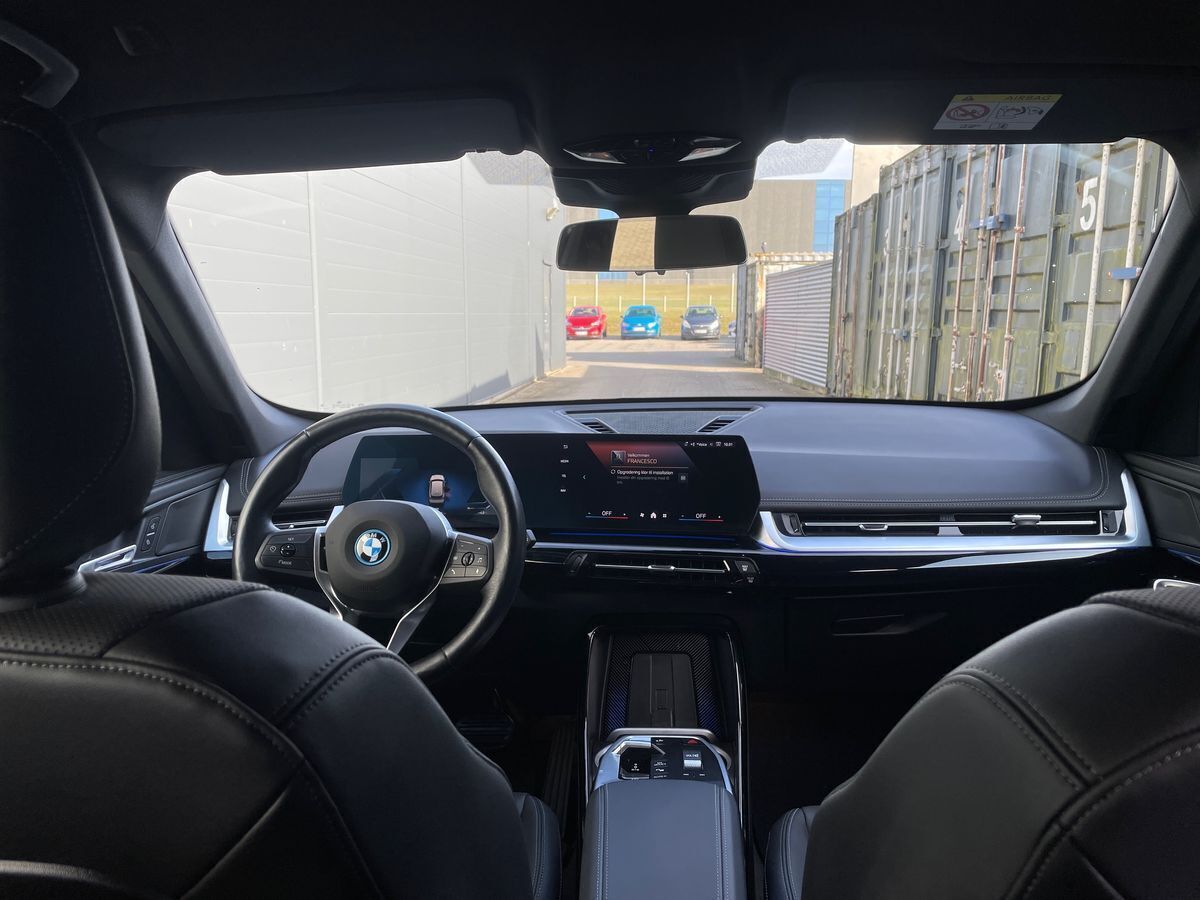 undefined BMW iX1 fra 2024