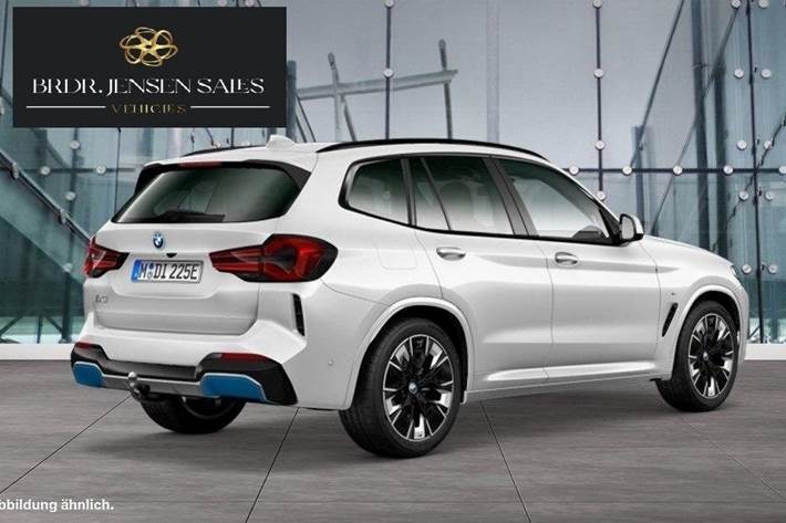 Hvid BMW iX3 fra 2022