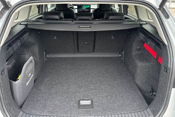 Sølv Skoda Enyaq fra 2023