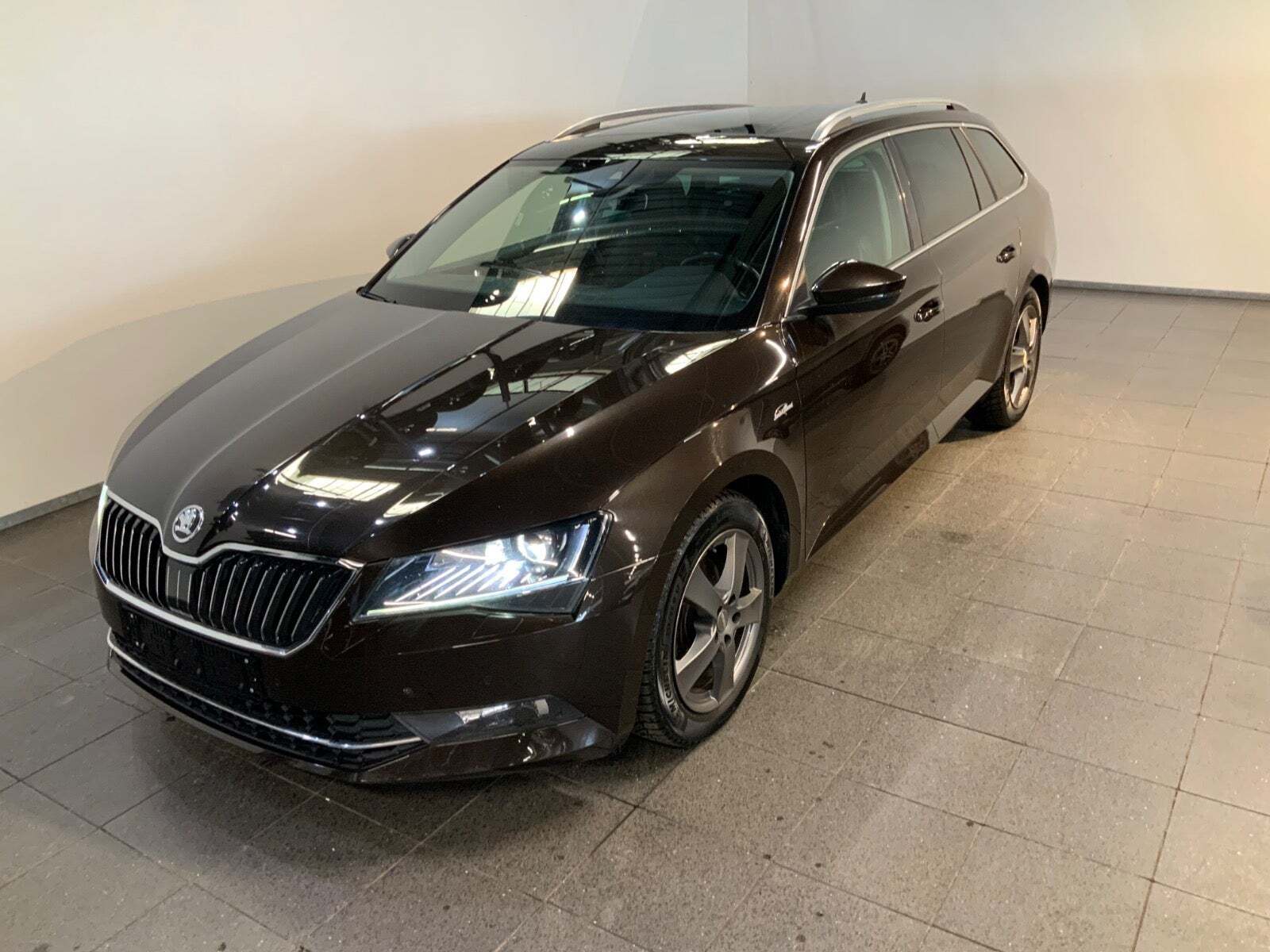 Skoda Superb 2,0 TDi 190 Laurin & Klement Combi DSG