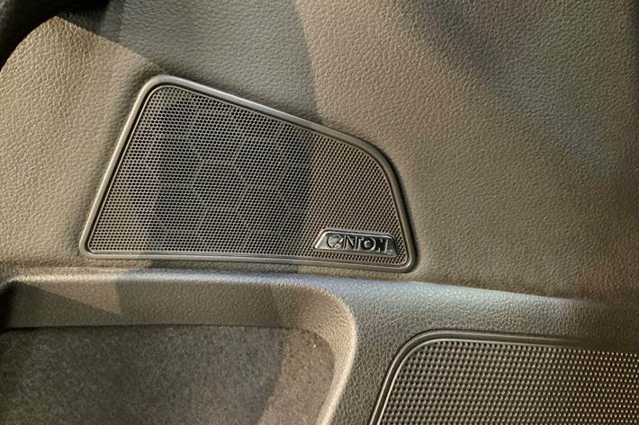 Brun Skoda Superb fra 2016