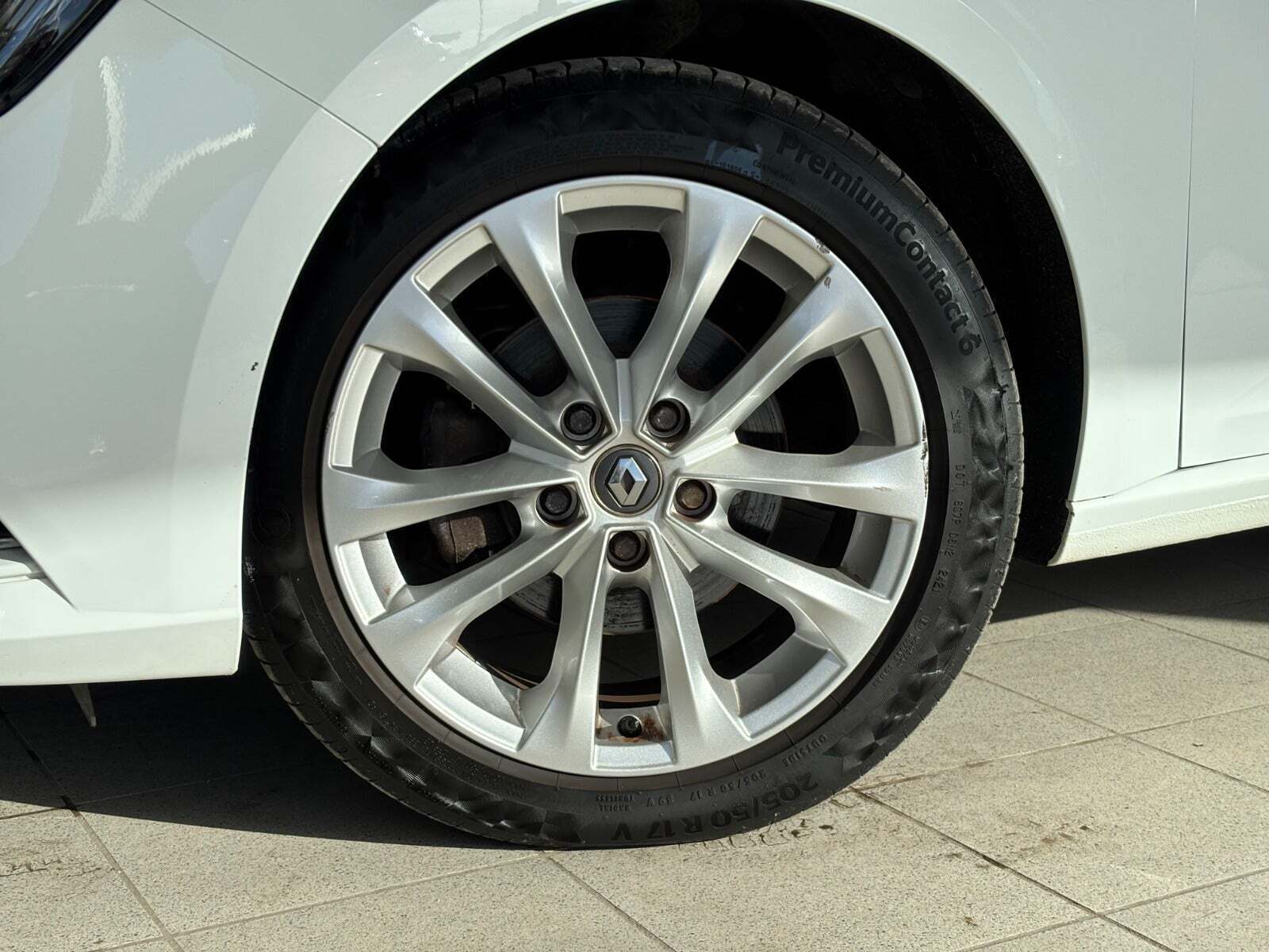 Renault Megane IV 1,2 TCe 100 Zen Sport Tourer