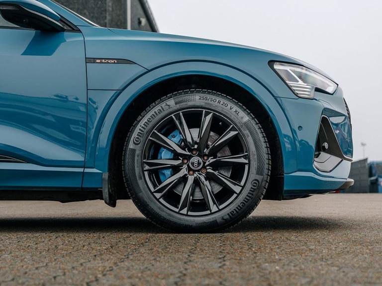 Audi e-tron 55 S-line quattro