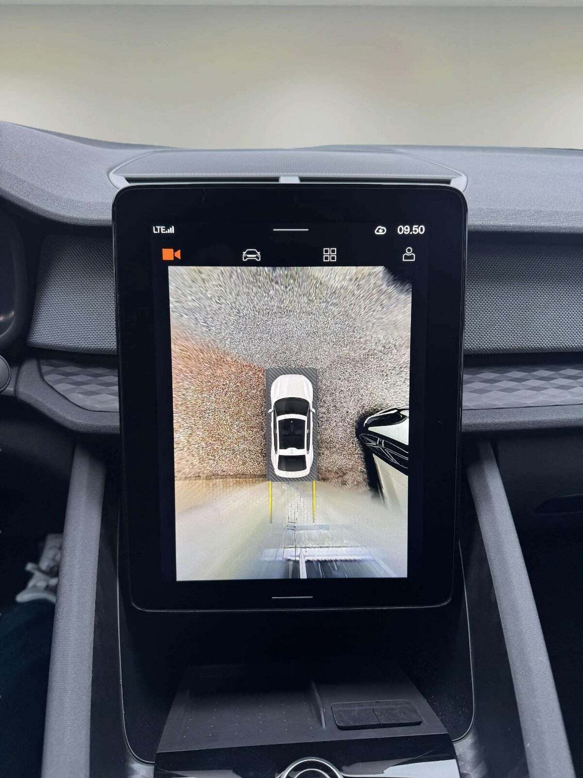 Hvid Polestar 2 fra 2023