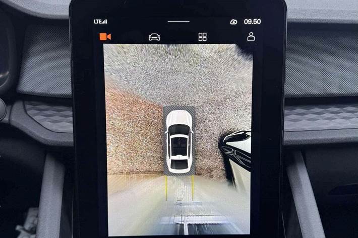 Hvid Polestar 2 fra 2023