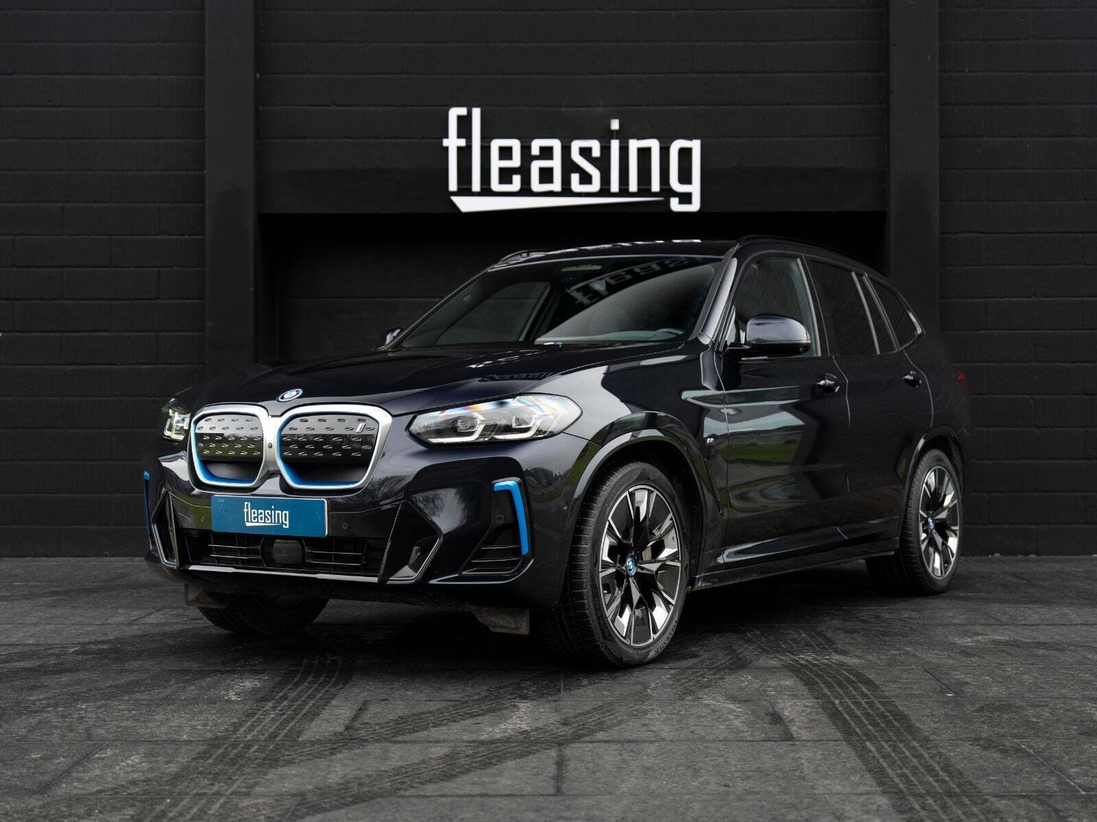 BMW iX3 Charged Plus M-Sport