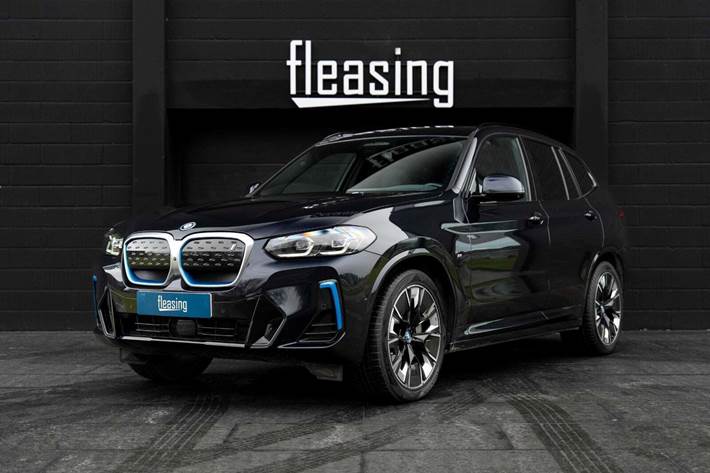 Sort BMW iX3 fra 2022