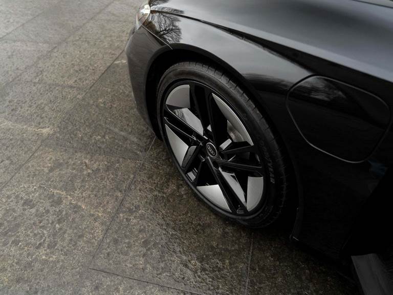 Audi RS e-tron GT quattro