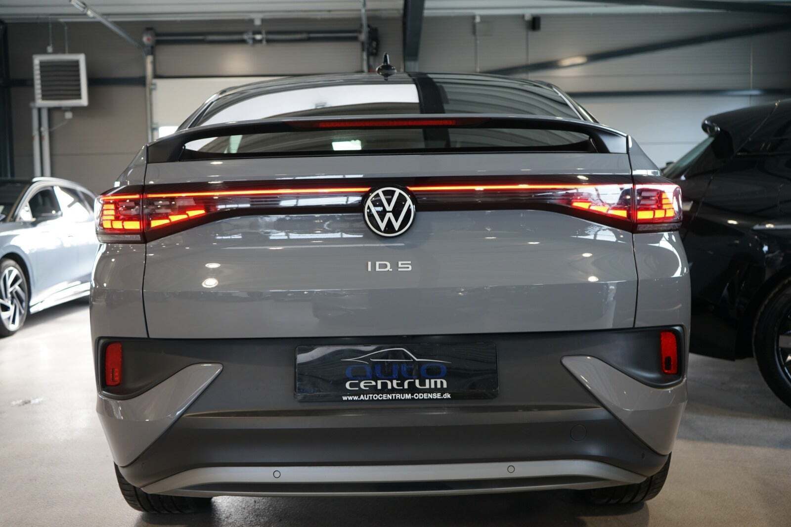 Grå VW ID.5 fra 2023