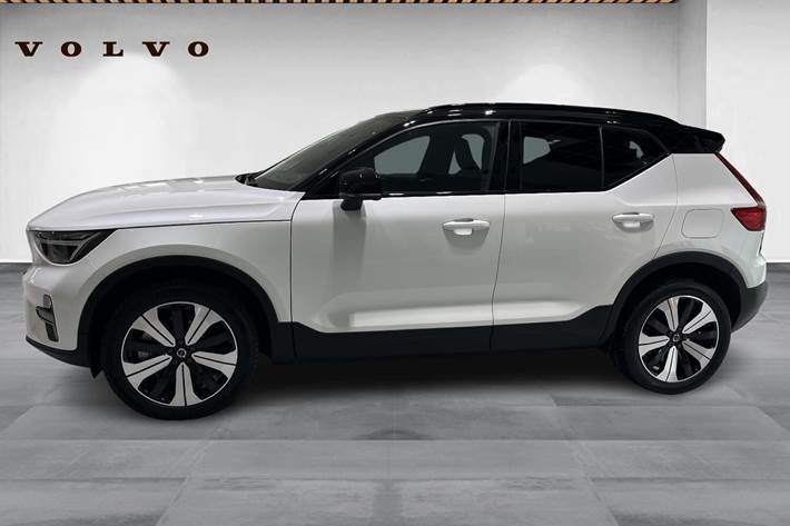 Hvid Volvo XC40 fra 2023