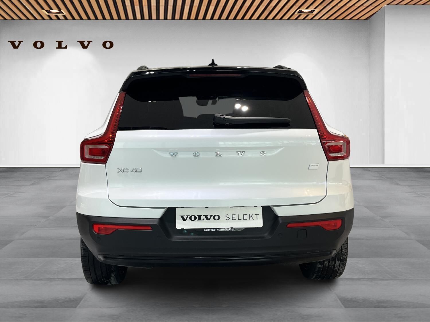 Volvo XC40 P6 ReCharge Core
